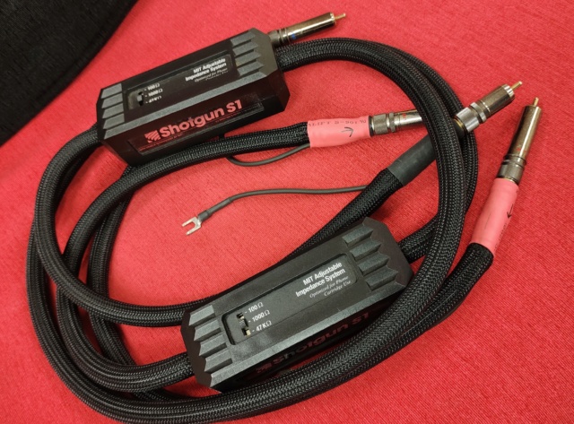 MIT Shotgun S1 1.5m RCA phono cable (sold) Img_2012