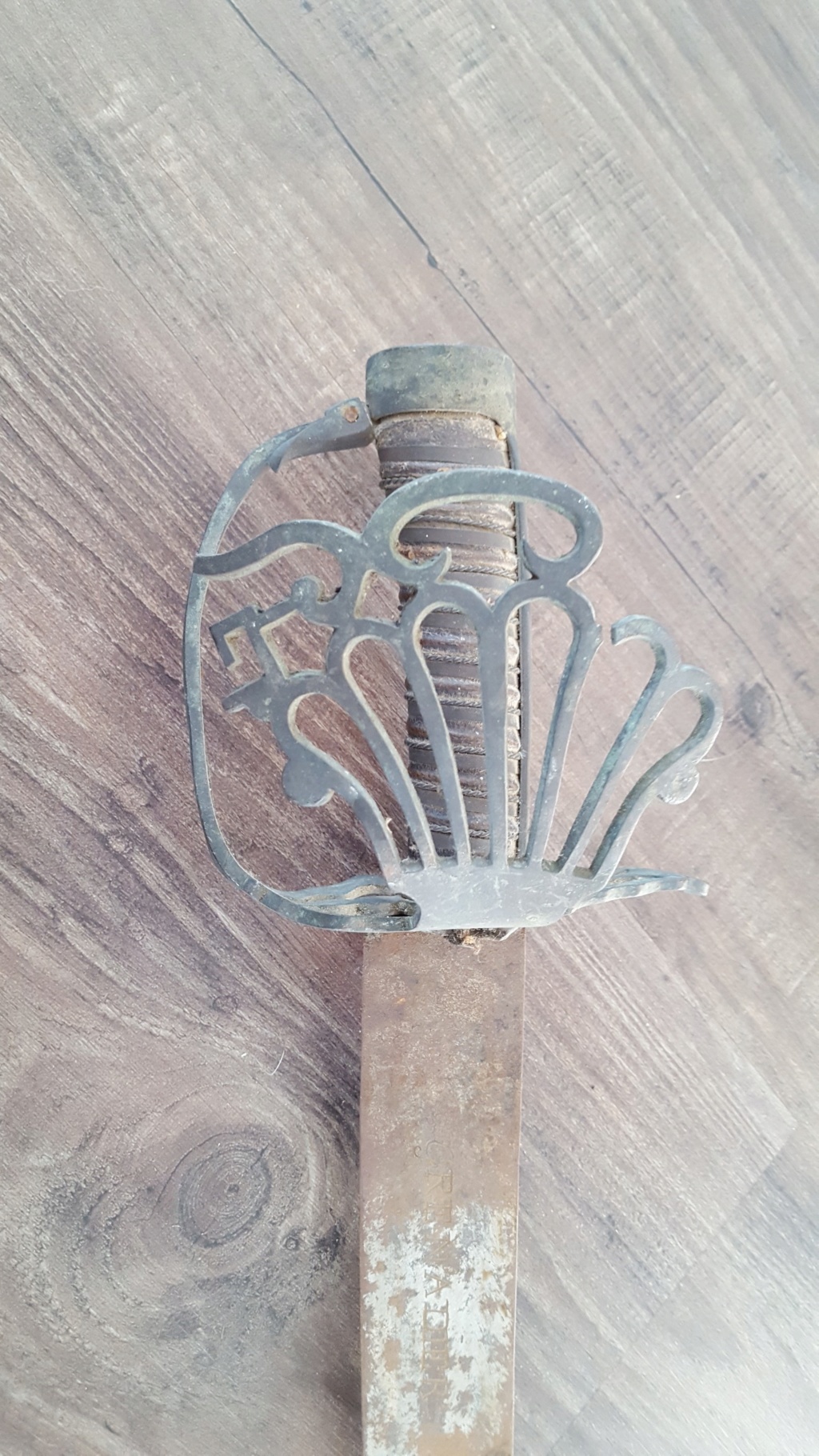 Sabre grenadier 20190939