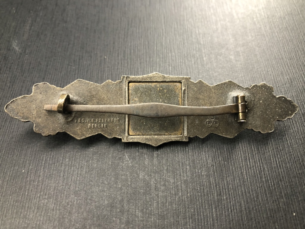 Combats rapprochés bronze 0707a010