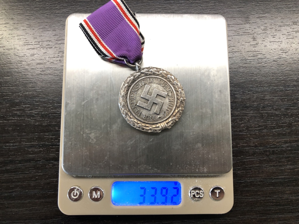 Médaille luftschutz  95712610