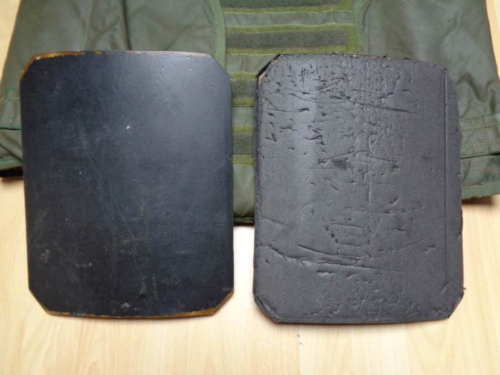 British (German contract) Bristol body armor (refpics wanted) Dsc00246