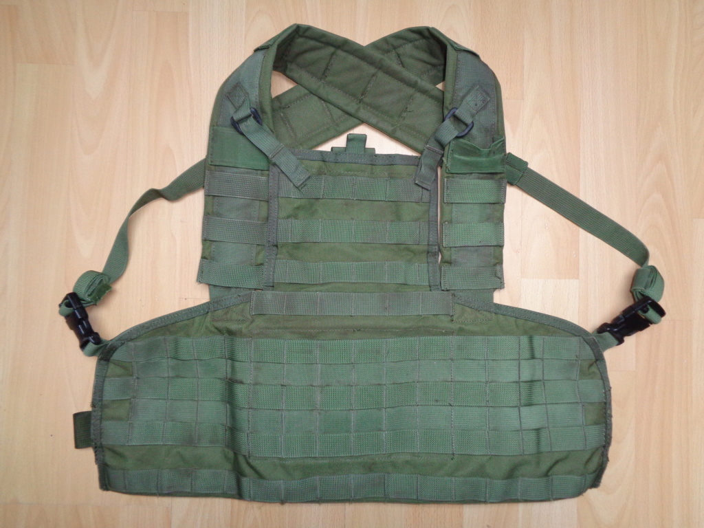 Dutch uniform and body armor as used in Mali, Fibrotex Fightex and Profile Equipment Moral SF, and more related gear (Profile, Diamondback) Dsc02522