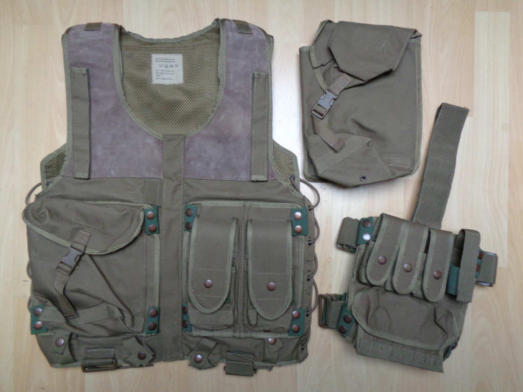 Dutch KCT and BBE CT vests (And possibly later also the KMAR type) Dsc05927