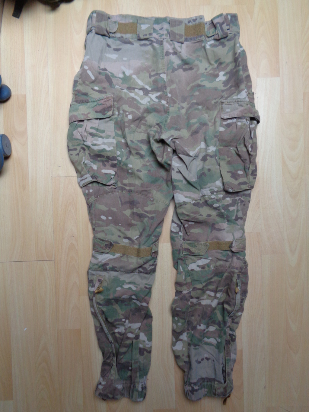 Dutch uniform and body armor as used in Mali, Fibrotex Fightex and Profile Equipment Moral SF, and more related gear (Profile, Diamondback) Dsc06447