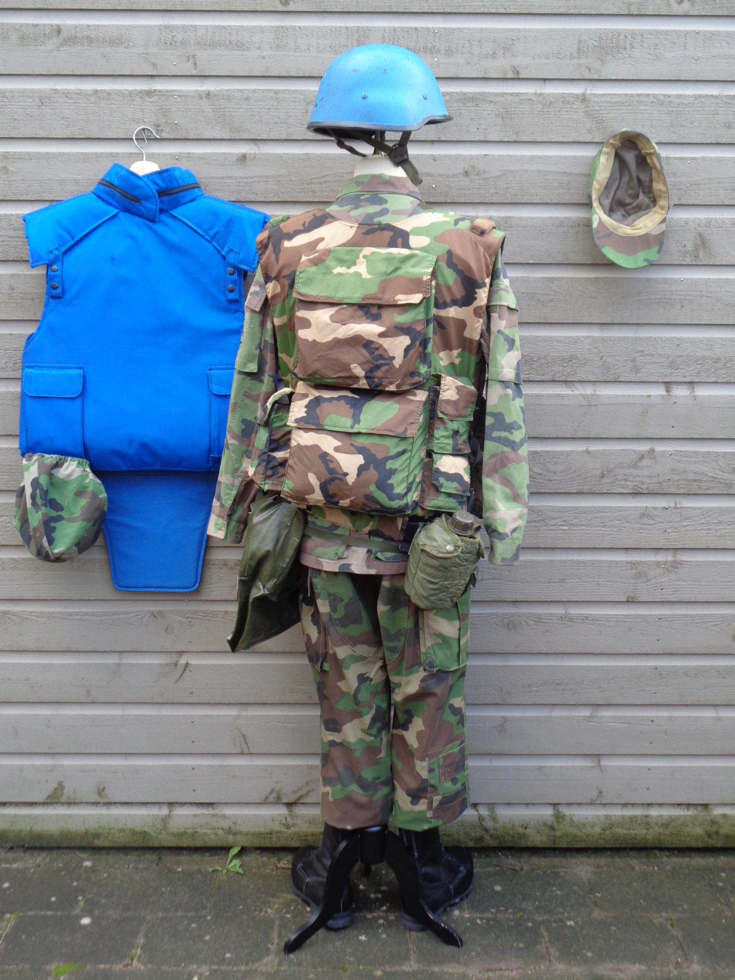 Slovakian army display, early 2000's Slowak11