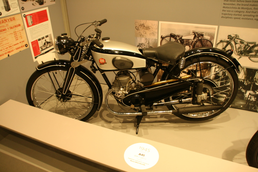 Visita exposición 75 Aniversario de Montesa en Barcelona, Julio 2020 Img_8210