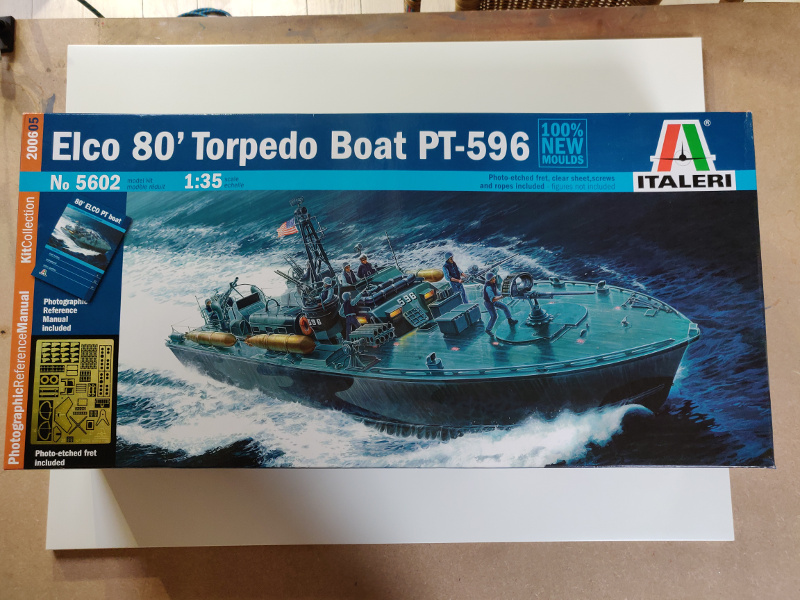 Torpédo boat PT-596 1/35 Italeri Img_2187