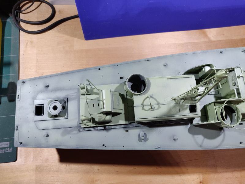 Torpédo boat PT-596 1/35 Italeri - Page 3 Img_2382