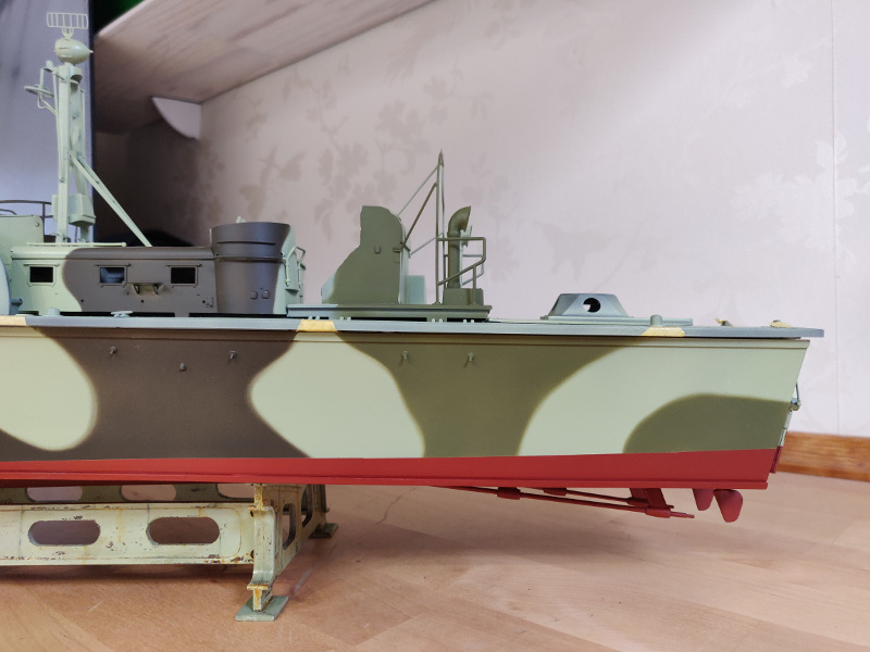 Torpédo boat PT-596 1/35 Italeri - Page 4 Img_2419