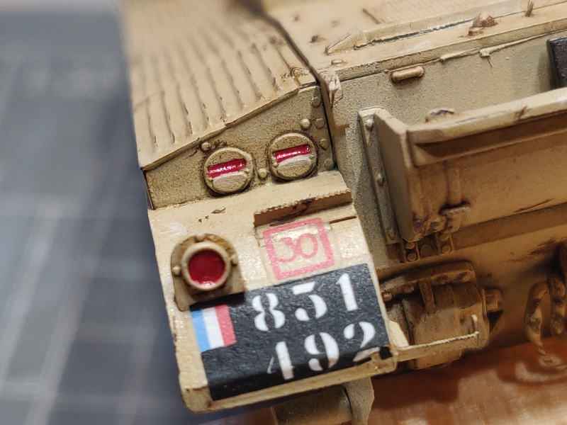 AMX 13/75 opération Mousquetaire Suez 1956 Takom 1/35 + Diorama - Page 3 Img_3789