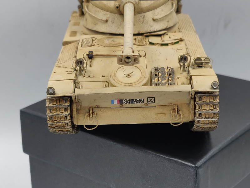 AMX 13/75 opération Mousquetaire Suez 1956 Takom 1/35 + Diorama - Page 4 Img_4075