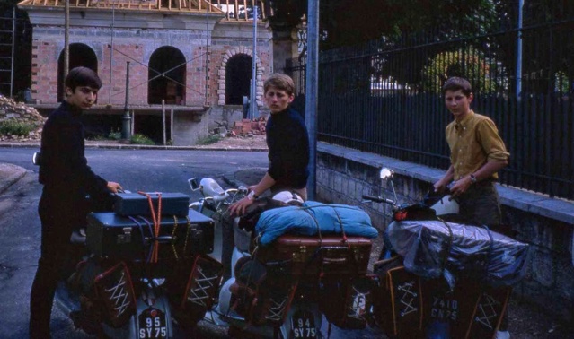 Les road trips de Papy Gadin ( jeune ) 1966-011