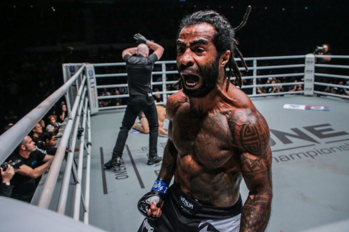 Tras su KO a Northcutt, Cosmo Alexandre quiere pelear contra Vitor Belfort. Cosmo-11