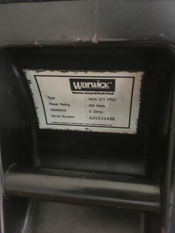 Vendo: Caixa Warwick 2x10 modelo WCA 211 Pro Img-4614