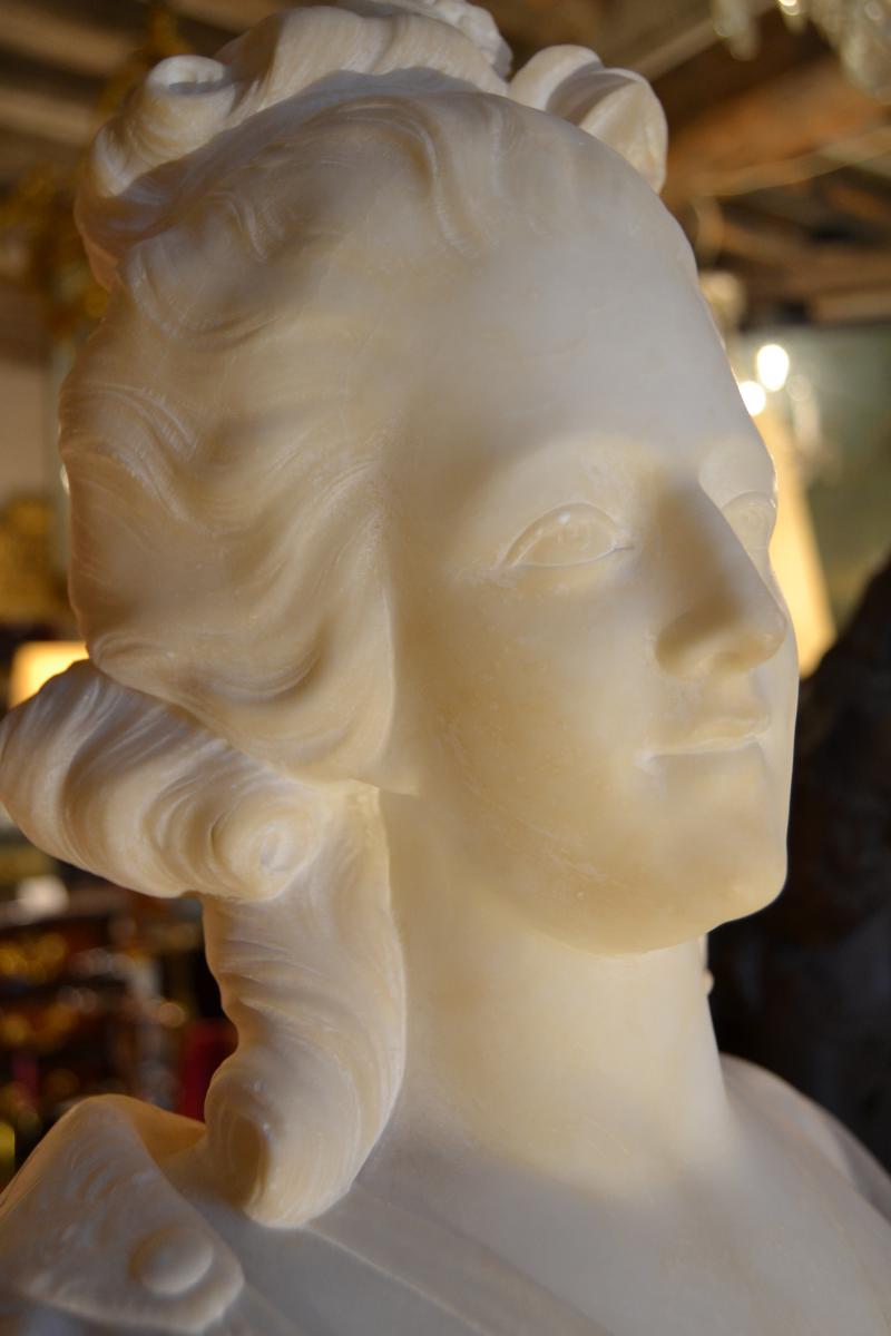 Collection bustes de Marie Antoinette - Page 9 42065717