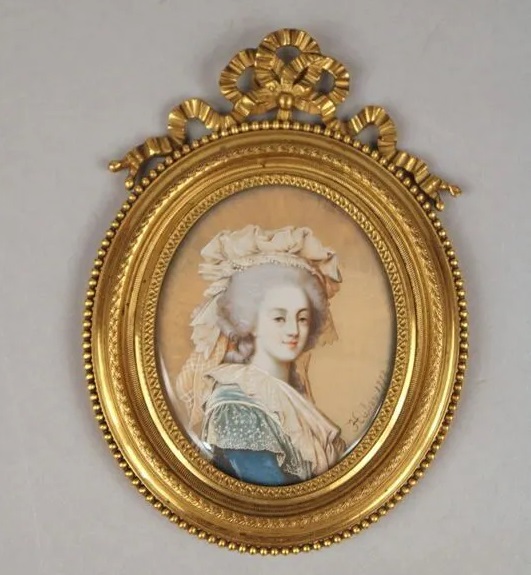 Collection : miniatures de Marie Antoinette et de ses proches - Page 19 Tzolzo22