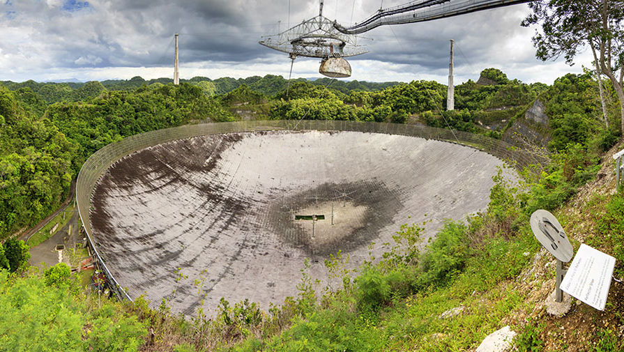 Телескоп для поиска сигналов внеземных цивилизаций выведен из строя. Аресибо. Пуэрто-Рико A18
