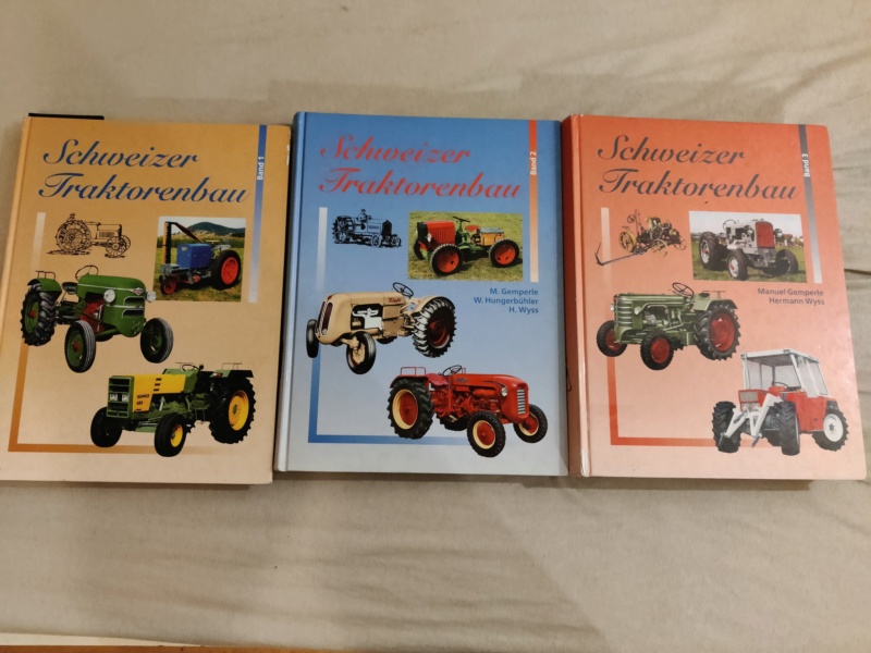 "Schweizer Traktoren Bau" Trois livres très riches. Img_1405