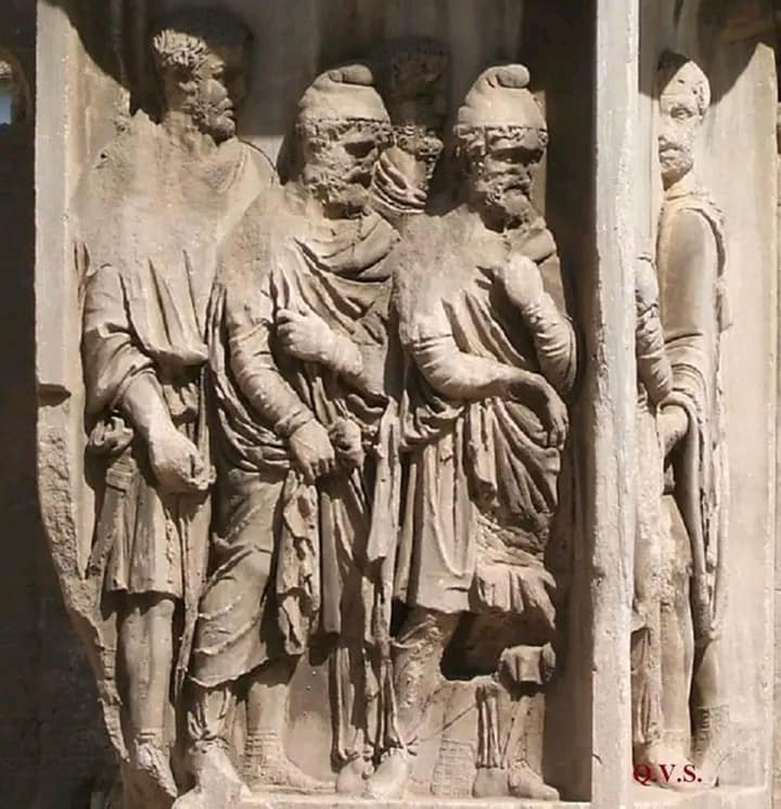  (28 يناير 198 م) انتصار الإمبراطو (سبتيميوس سيفيروس) على البارثيين.  الأراضي التي غزاها ستصبح مقاطعة بلاد ما بين النهرين 1----306