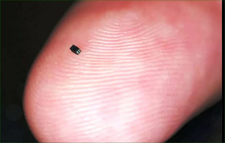 À la découverte du plus petit appareil photo au monde, de la taille d'un grain de sable... 1----667