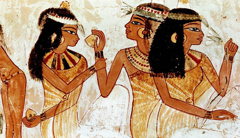 مكانة الأم في مصر القديمة  1--1139