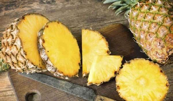 Les 6 bienfaits santé de l'ananas pour les femmes 1--488