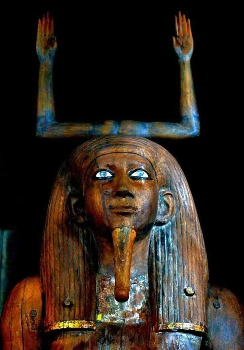 تمثال "كا" للملك حور_اويبري 11273