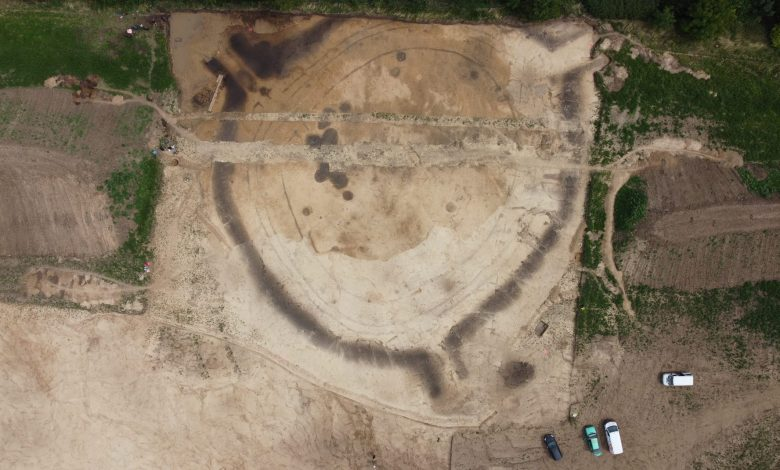 أقدم من أهرام مصر.. علماء آثار يكتشفون مبنى دائرياً عمره 7 آلاف عام 11426