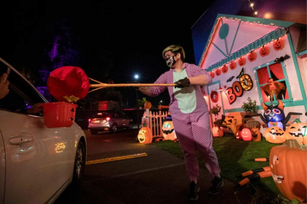 Halloween: its roots and customs