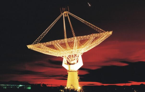 Receiving a radio signal from a galaxy 9 billion light-years away 11750