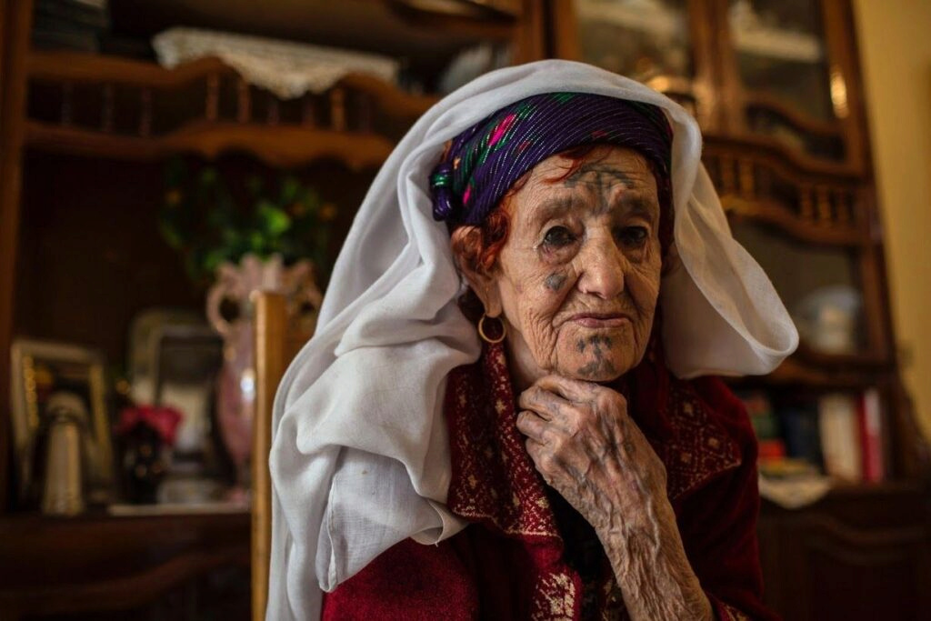 The facial tattoos of old Algerian ladies - Decryption - Top Destinations in Algeria 1275