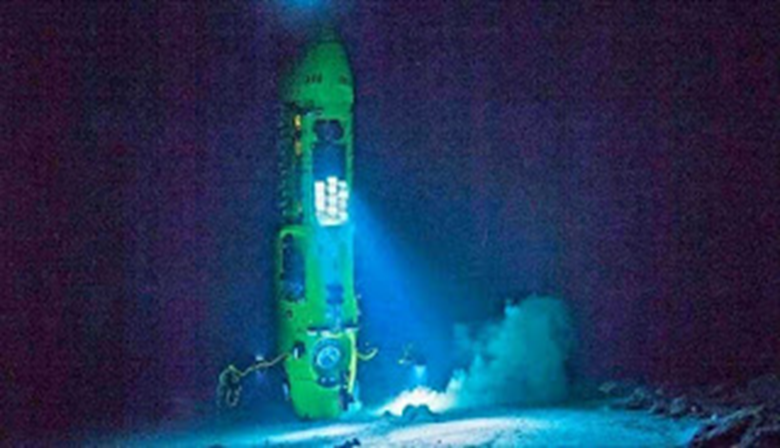 Une sortie qui a permis à son sous-marin d'atteindre le point le plus profond du globe, ainsi que d'atteindre les épaves du Titanic et du  Bismarck 6189