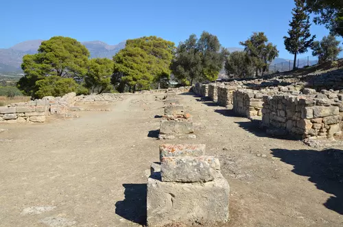 Exploring Western Crete's Archaeological Treasures 6710