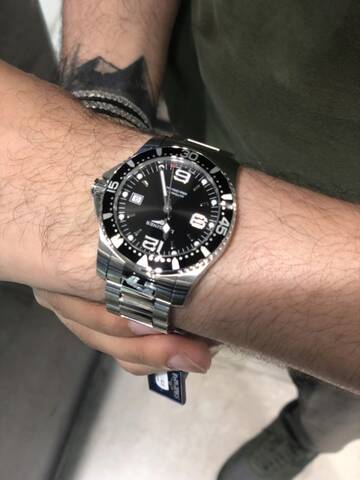 Seiko SPB143 vs Longines Hydroconquest 41 mm steel