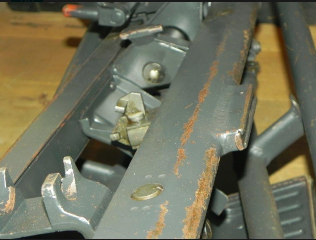 Tripod MG 34 dans un état exemplaire  Screen34