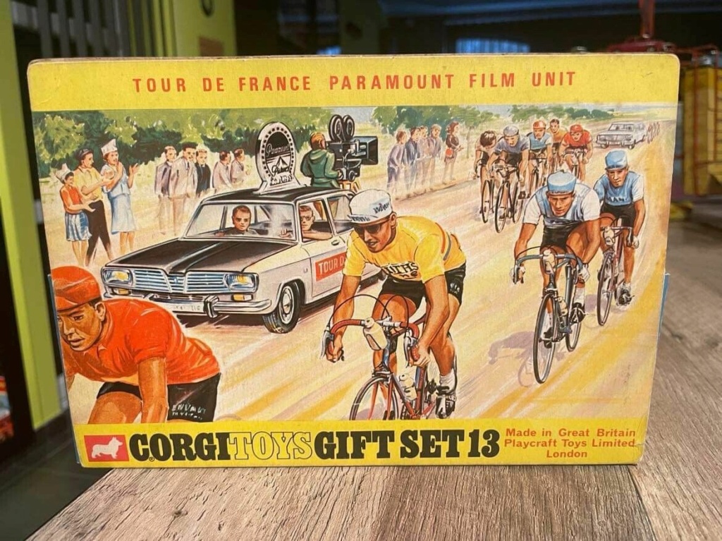Corgi Toys Gift Set 375d3c13