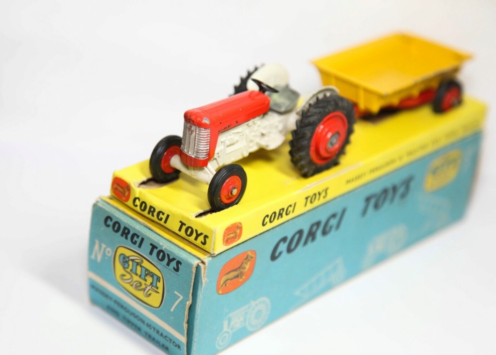 Corgi Toys Gift Set - Page 2 375d3c26