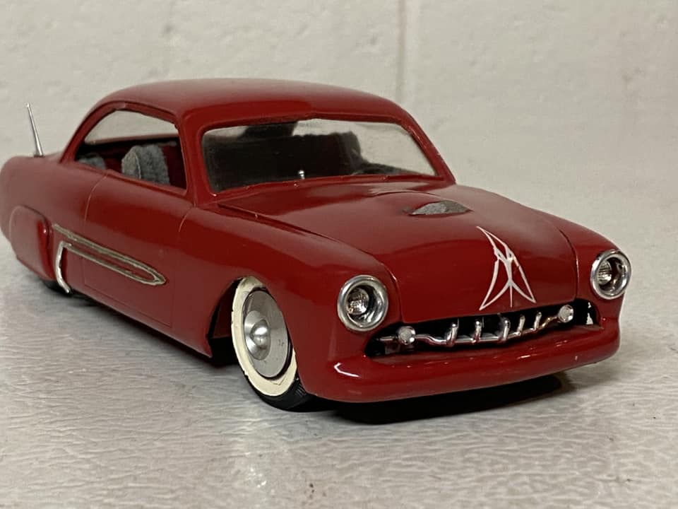 1949 Ford coupe - Customizing kit - Trophie series - 1/25 scale - Amt -  41922910