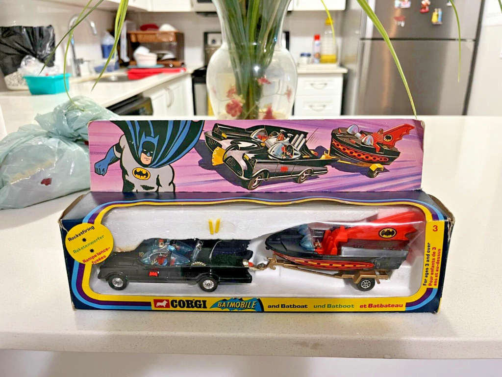 Corgi Toys Gift Set - Page 2 S-l16017