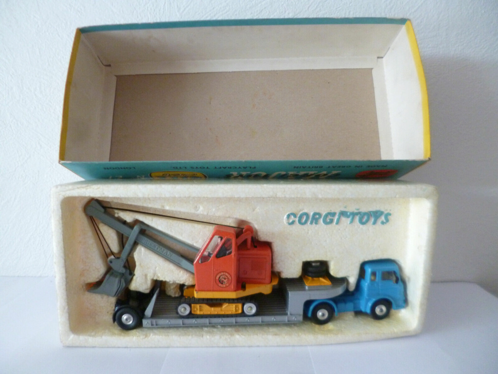 Corgi Toys Gift Set S-l16077