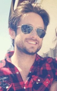 Justin Chatwin 1_310