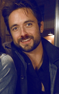 Justin Chatwin 1_810