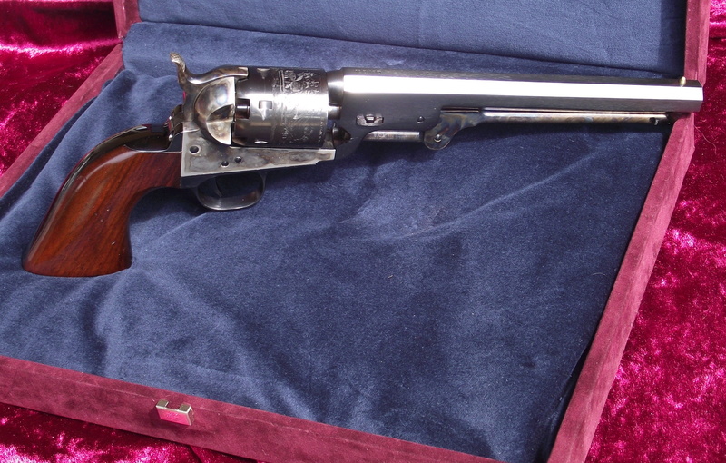 Colt 1851 "London" . Uberti London15