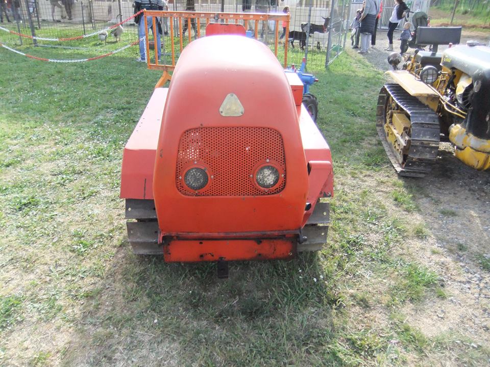 LOMBARDINI....les tracteurs à chenilles 110