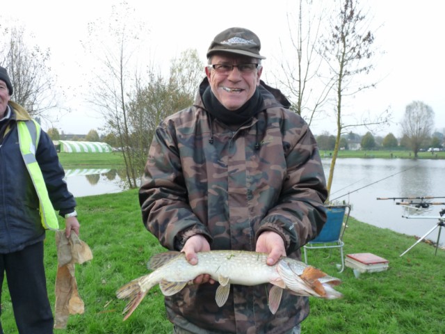 Concours de pêche au brochet Peche_31