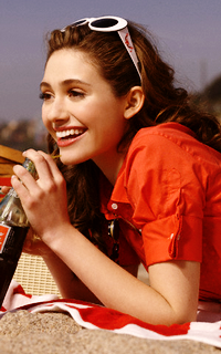 EMMY ROSSUM Sans_447