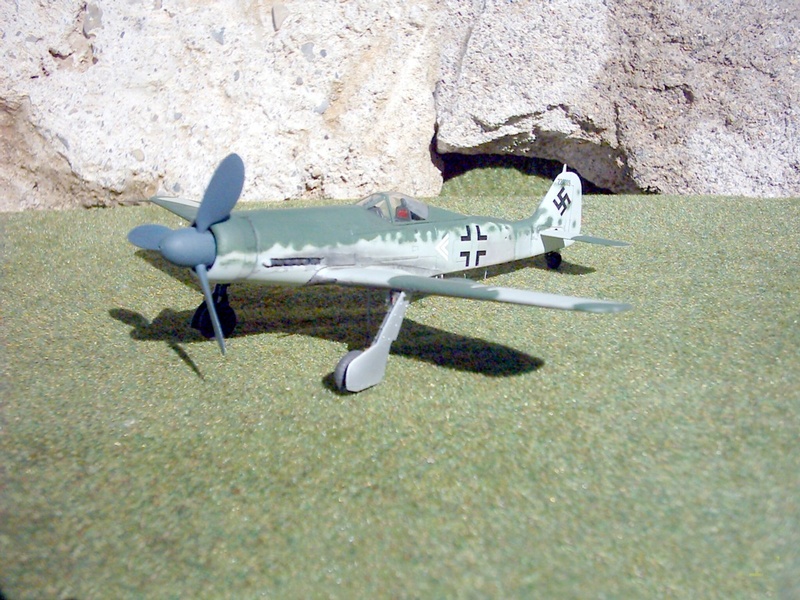 [DRAGON]  FOCKE WULF Fw 190 D-11 Réf 5503 Focke_23