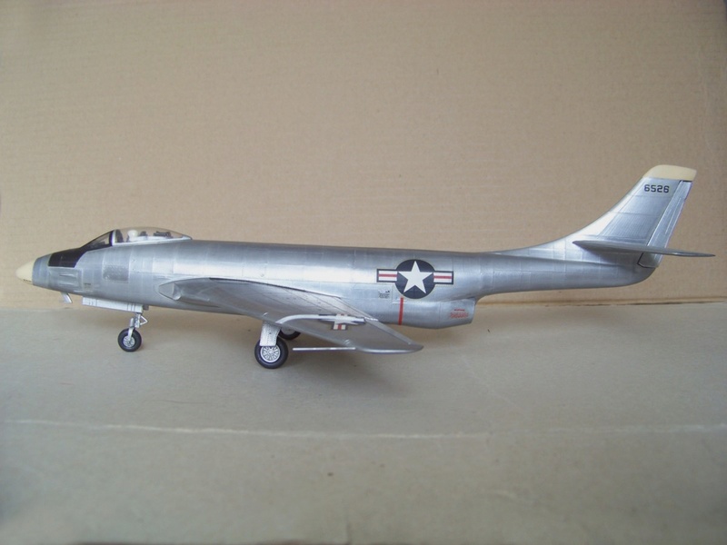McDonnell F-88 Voodoo, Lindberg, 1/48, 1955 (VINTAGE) Mc_don16