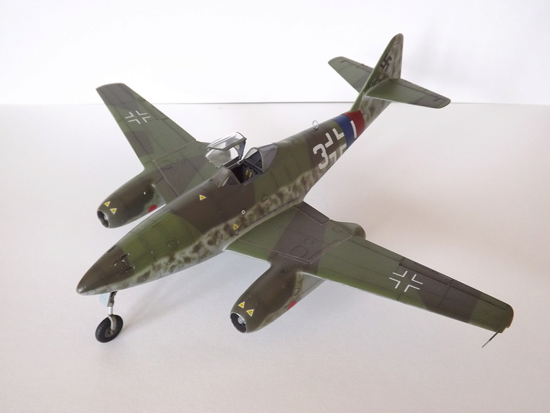 Messerschmitt ME 262 A1 Tamiya 1/48 - Page 2 Dscf8066