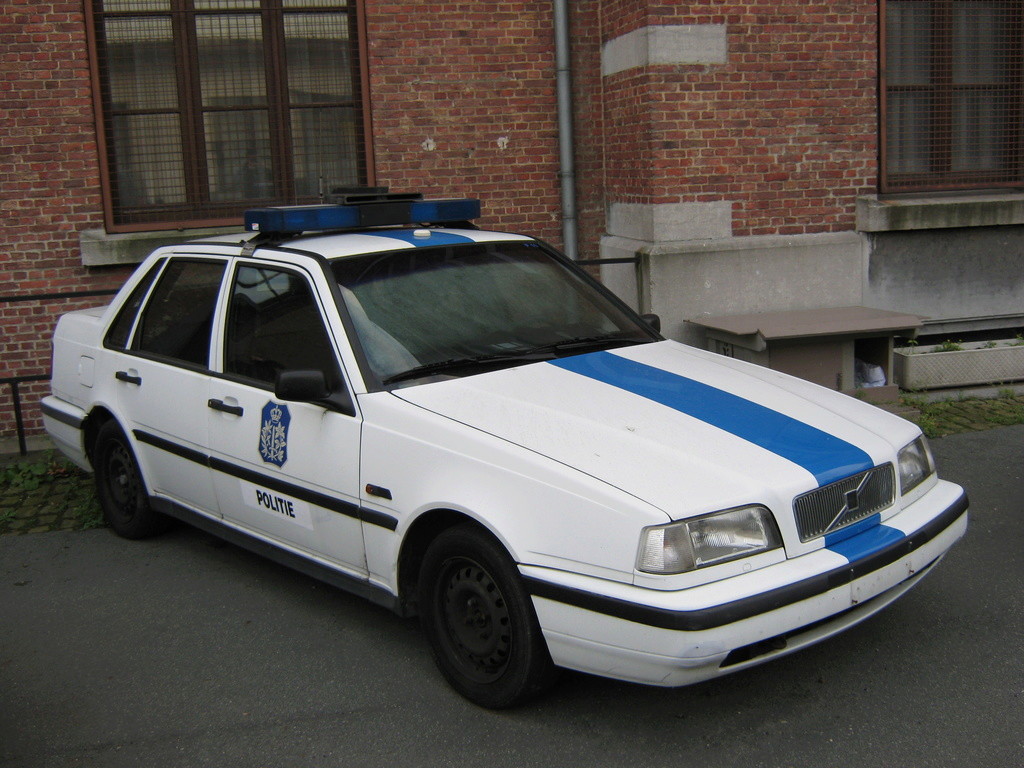 Véhicules de la police communale Volvo_10